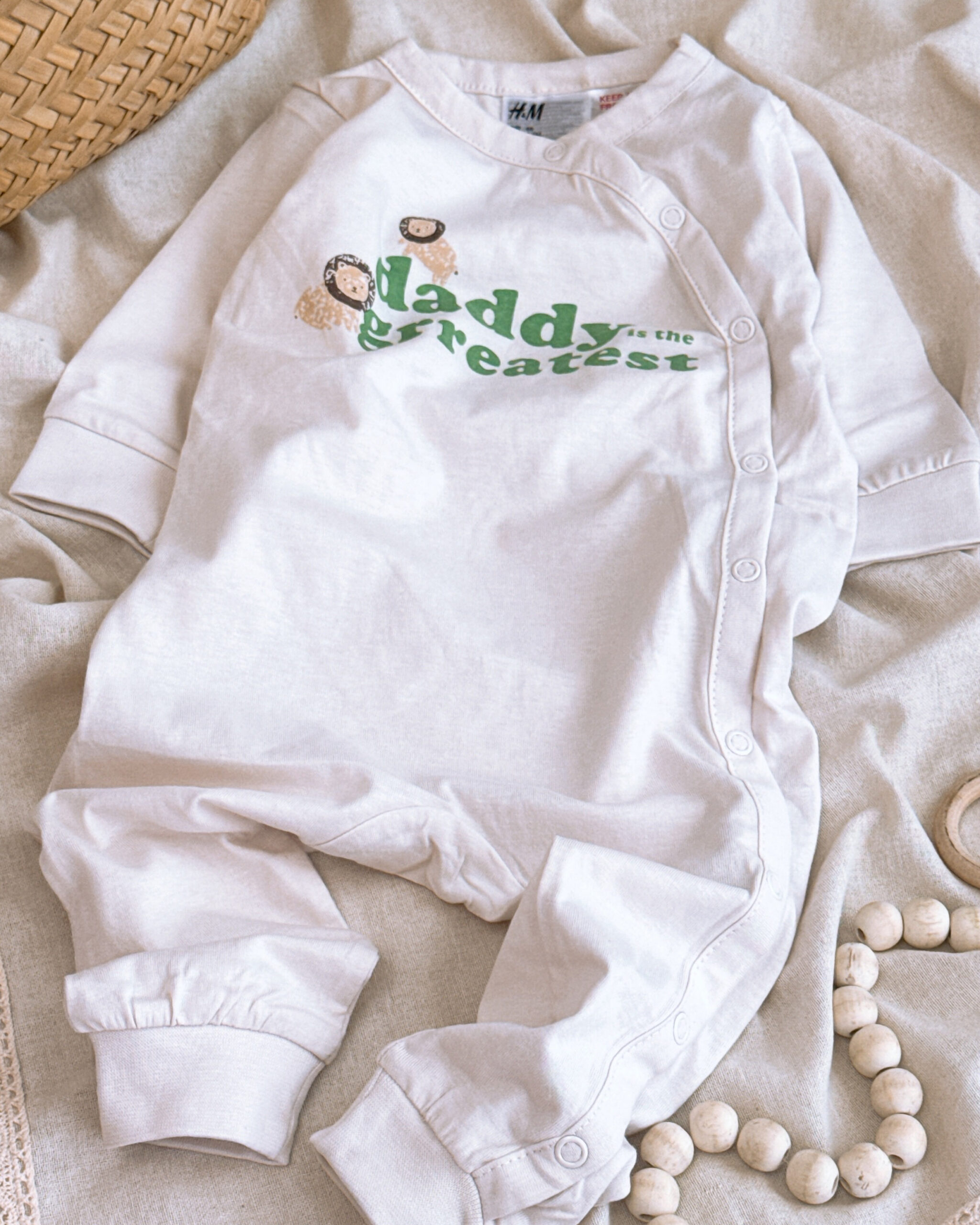 سرهمی نوزادی H&M مدل کرم Daddy