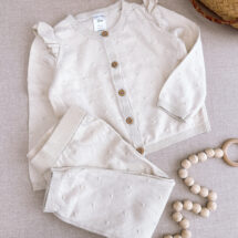 ست ژاکت شلوار بافتنی دخترانه برند Carters کرم