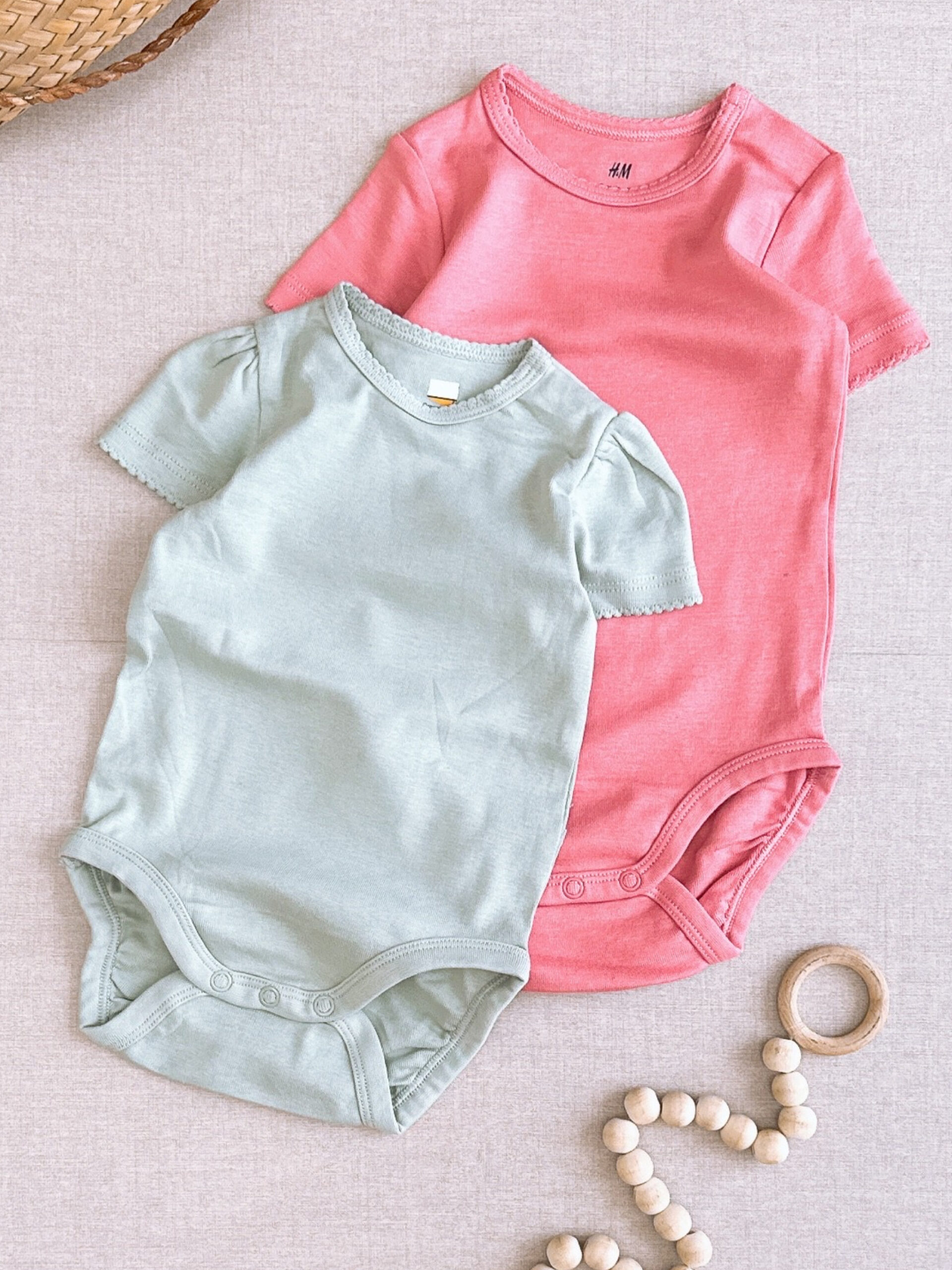 بادی نوزادی برند H&M مدل رنگی آستین چیندار کوتاه